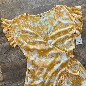 Billabong Floral Wrap & Roll Dress in Bright Gold